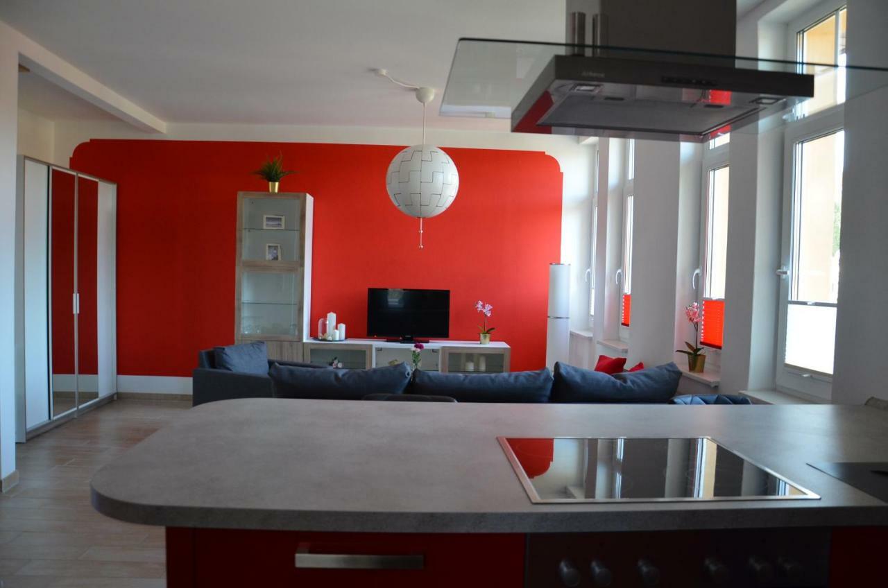Ferienwohnung Zenobia Neu Roggentin Екстериор снимка