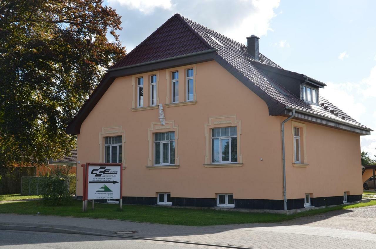 Ferienwohnung Zenobia Neu Roggentin Екстериор снимка
